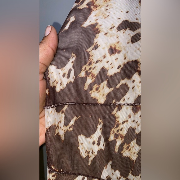 Arizona Jean CO Animal Print Blouse - Picture 4 of 8